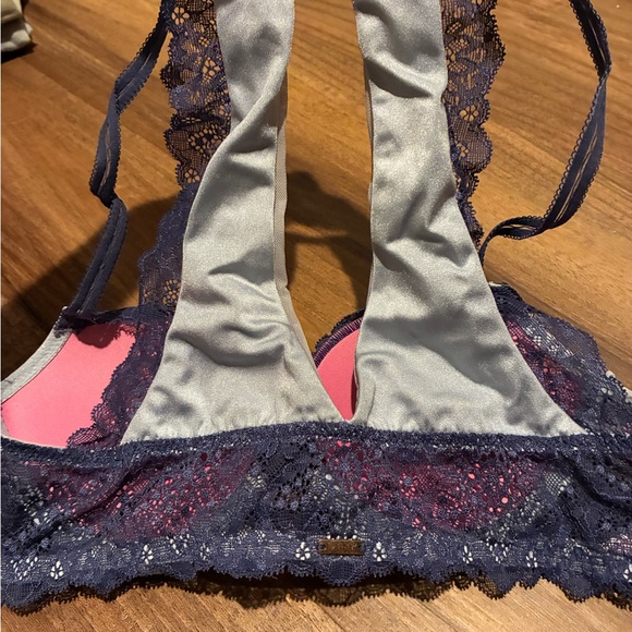 Victoria's Secret Bra Bundle - Pink, Yellow, Burgundy, Navy B32/B34 - Picture 7 of 16